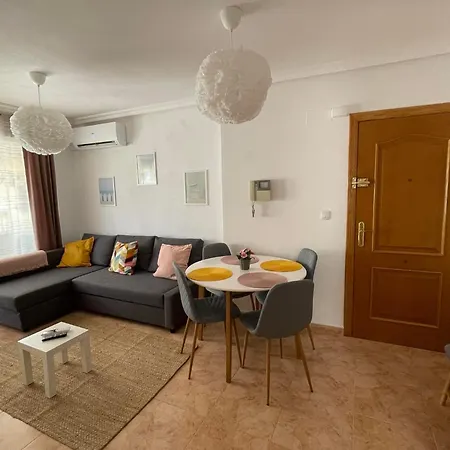 Appartamento Charming 500m To Cura